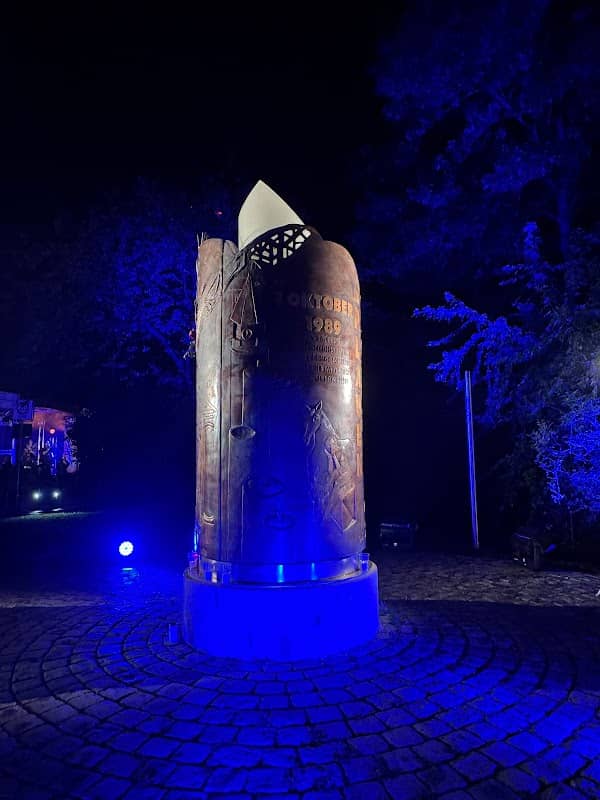 Denkmal "Friedliche Revolution in Plauen" - Image 1