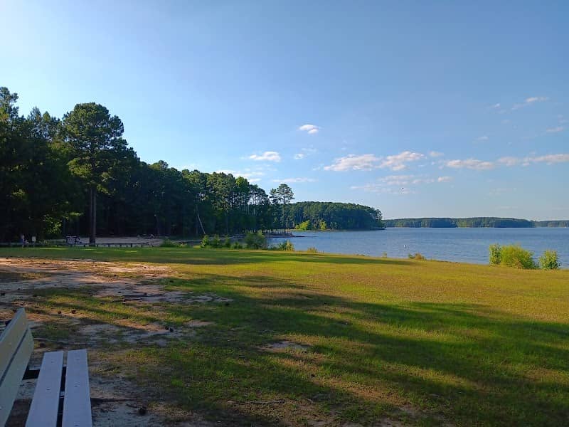 Jordan lake beach - Image 2