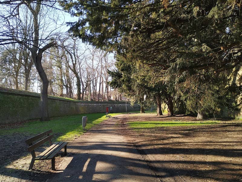 Waldeckpark - Image 2
