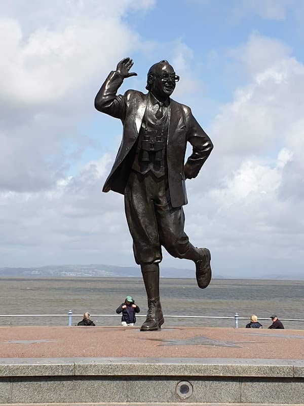 Eric Morecambe Statue - Image 1