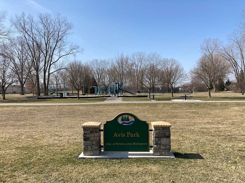 Avis Park - Image 1