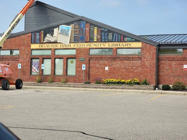 Walldog Mural - Williams Free and Community Library - Image 1