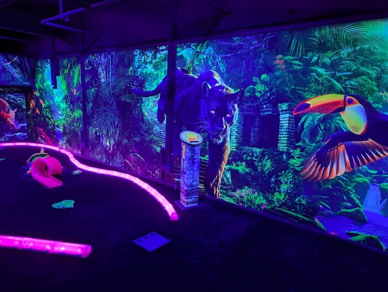 Aerosports Trampoline Park - Image 1