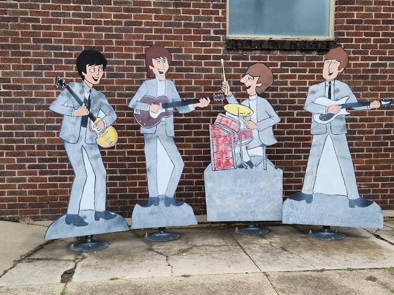 Beatles Park - Image 2