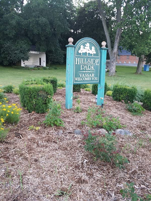 Hillside Park - Image 1