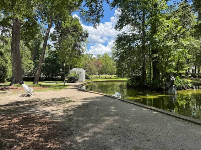 Azalea Park - Image 1