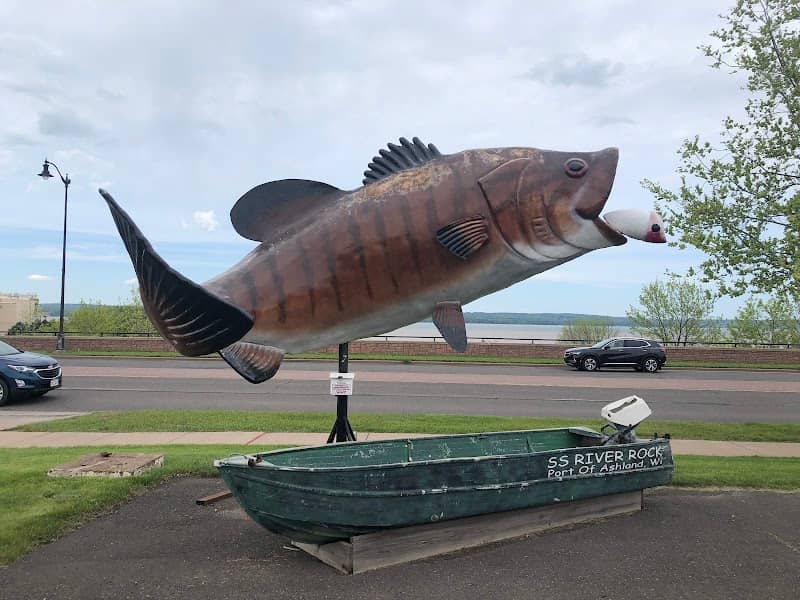 Wisconsin's Largest Bass - Image 1