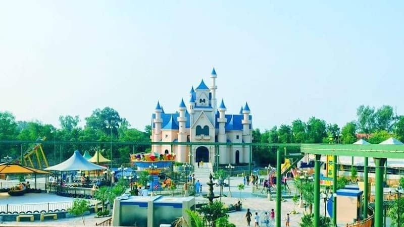 SS World Family Park - Model Town, Bahawalpur - Image 1