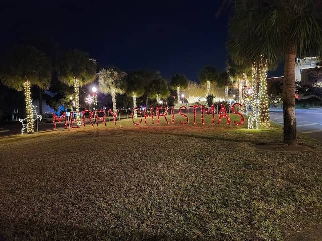 Winter Garden old town - Image 1