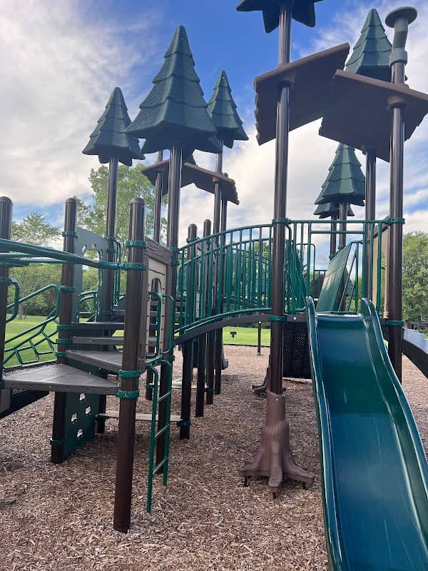 Greenwood Park - Image 1
