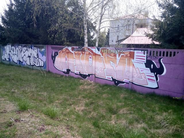 Graffiti przy torach WKD - Image 1
