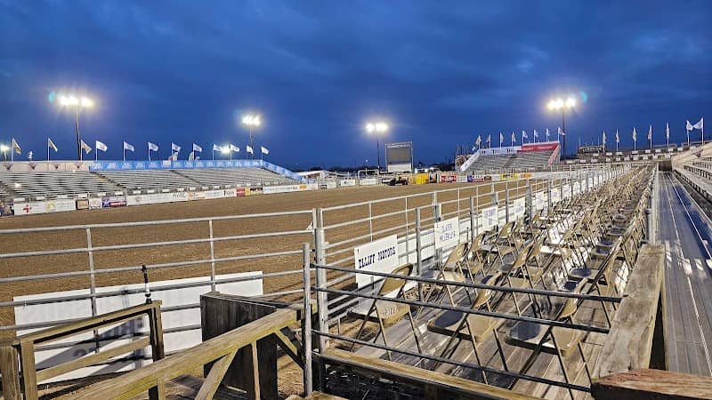 Los Fresnos Rodeo Grounds - Image 2