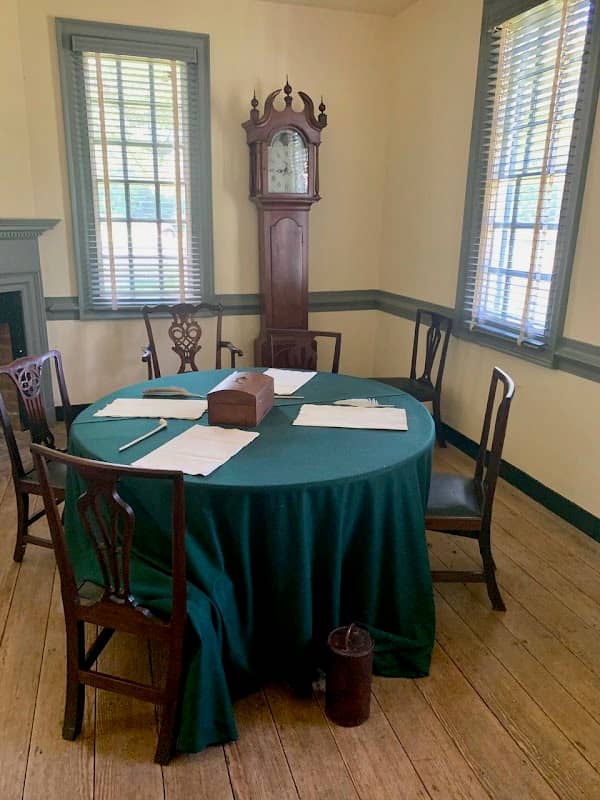 Moore House - Image 2