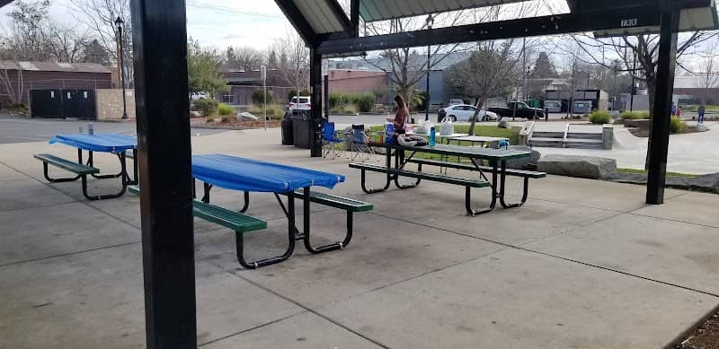 Loomis Skate Park - Image 1
