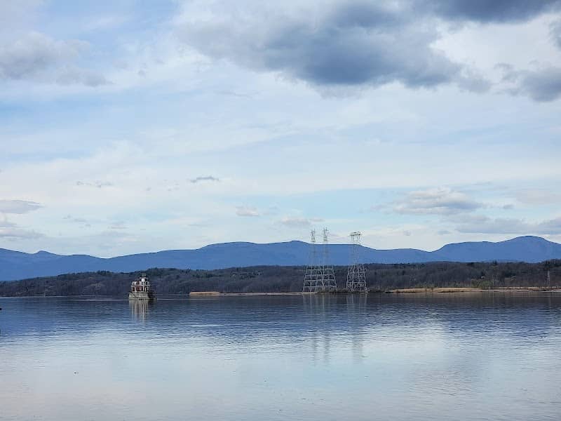 Hudson Athens Lighthouse - Image 2