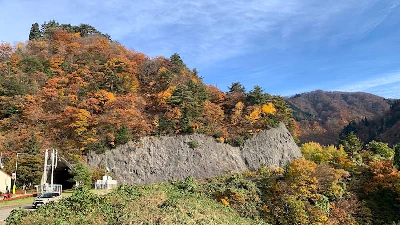 Hosootoge Pocket Park - Image 1