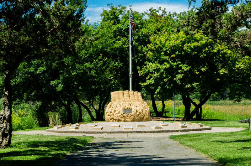 Vietnam Memorial - Image 1