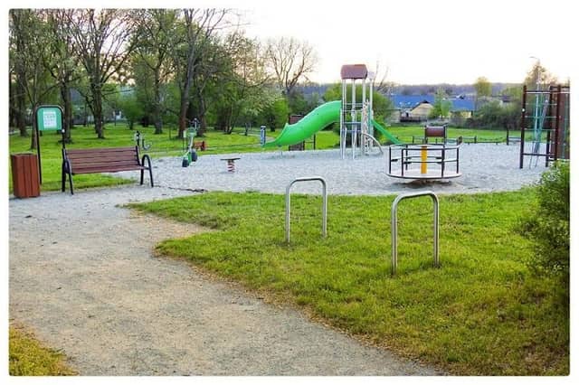 Park Dworski w Skarbiszowie - Image 2