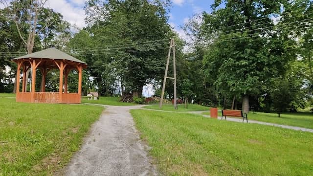 Park Dworski w Skarbiszowie - Image 1