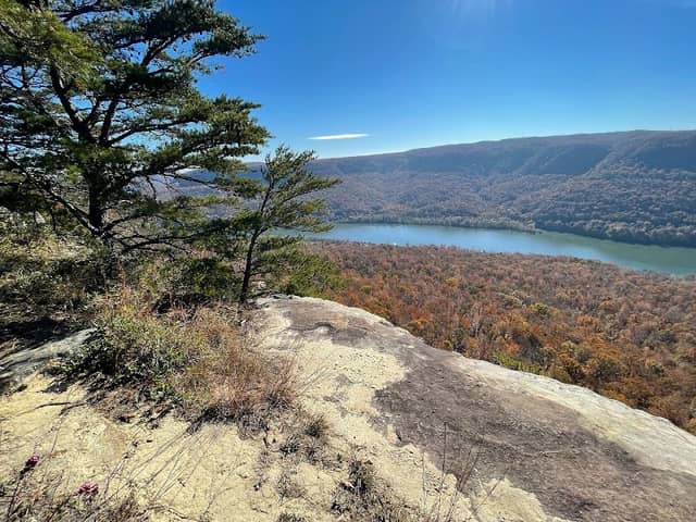 Overlook at Pot Point - Image 2