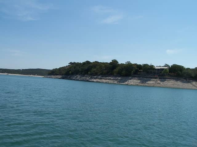 Sunset Resort Medina Lake - Image 1