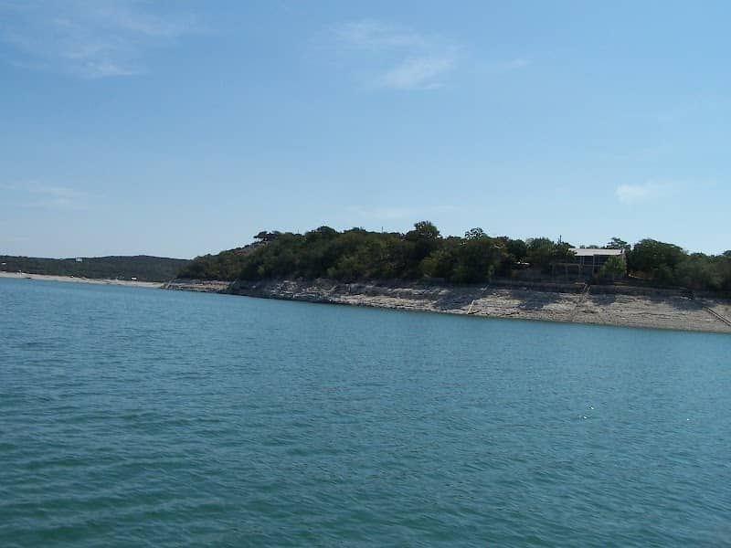Sunset Resort Medina Lake - Image 1