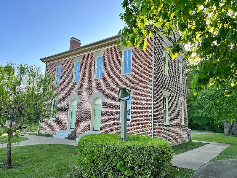 Marsh House - Image 2