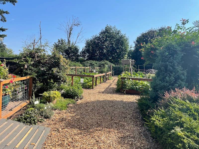 WSU Master Gardener Demonstration Garden - Image 2