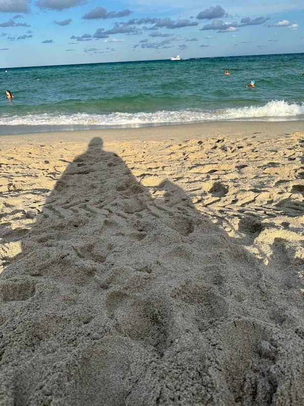 Sunny Isles Beach - Image 1