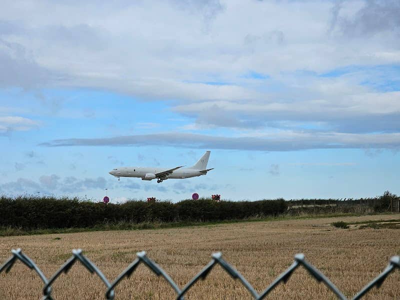 Aircraft Viewing Area - Image 3