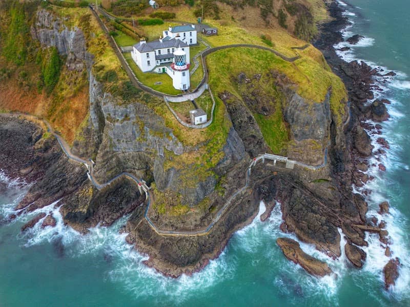 Whitehead lighthouse walk - Image 2