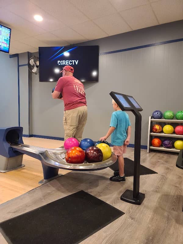 Theresa Bowling Center - Image 1