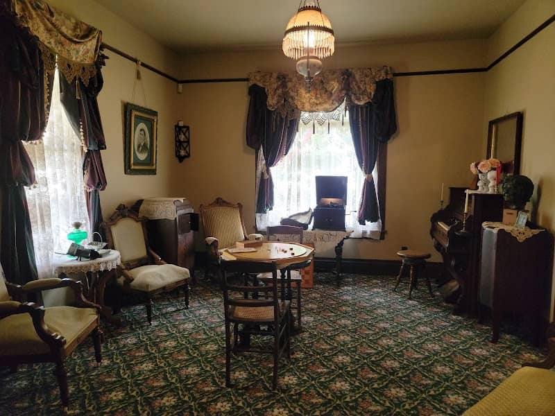The Dudley House - Image 1