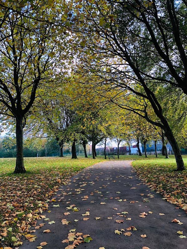 Victoria Park - Image 2