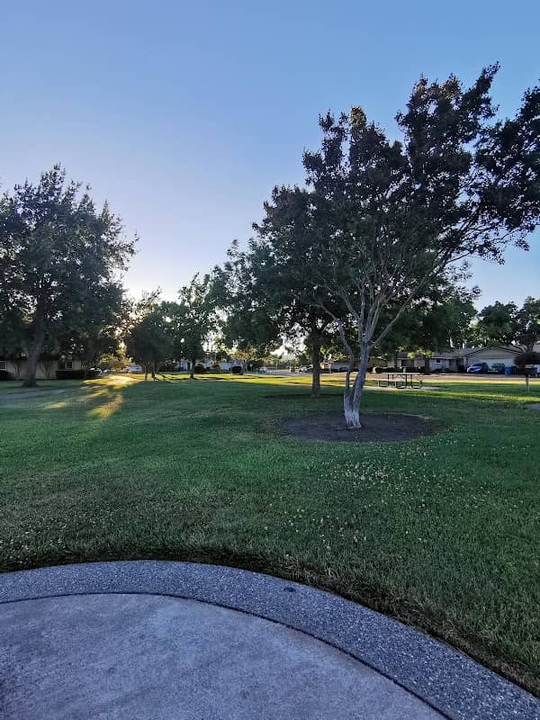Padan Park - Image 2
