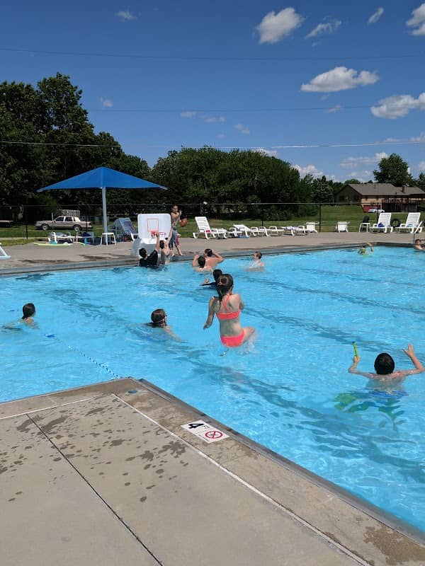 Osage City pool - Image 1