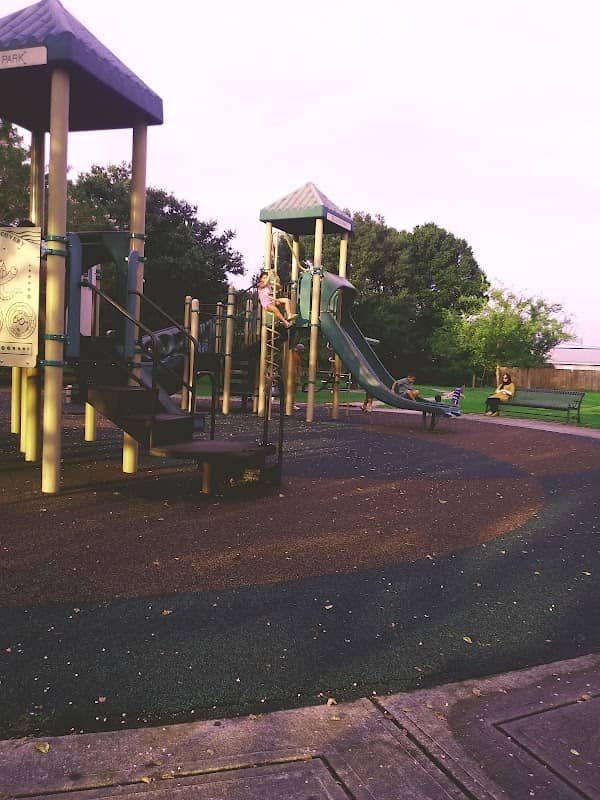 Gretna Park - Image 1