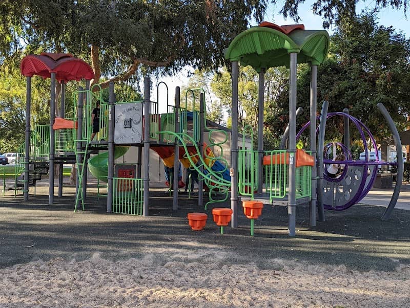 Vickroy Park - Image 1