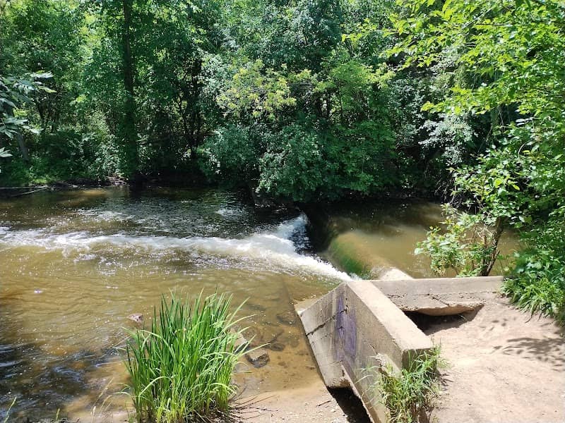 Farmers Creek Teaching Station - Image 3