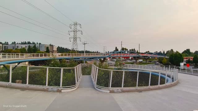 Totem Lake Viewing Point - Image 2