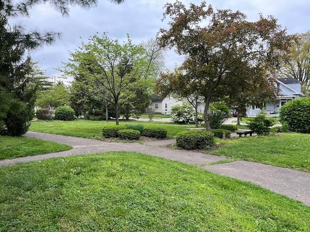 Quiet Park - Image 1