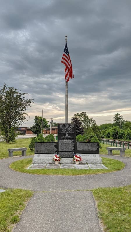 Veterans Park - Image 1