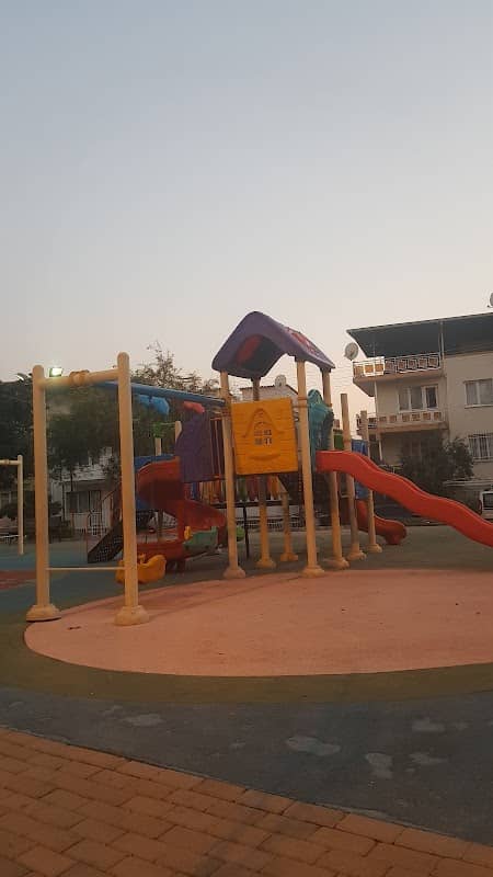 Child park - Image 2
