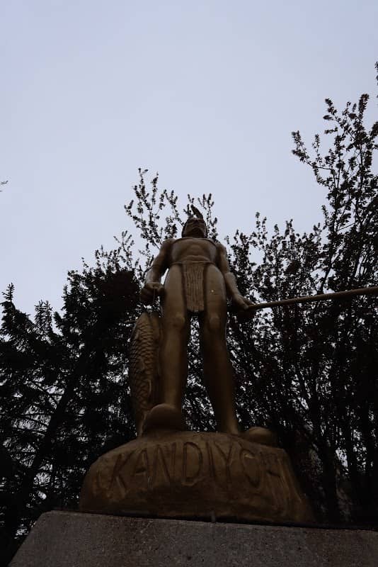 Chief Kandiyohi Statue - Image 1