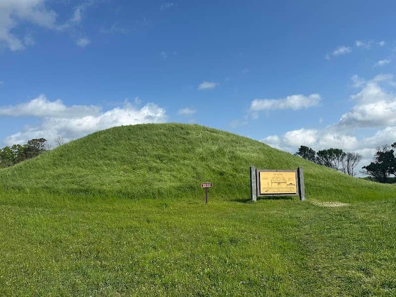 Emerald Mound - Image 1