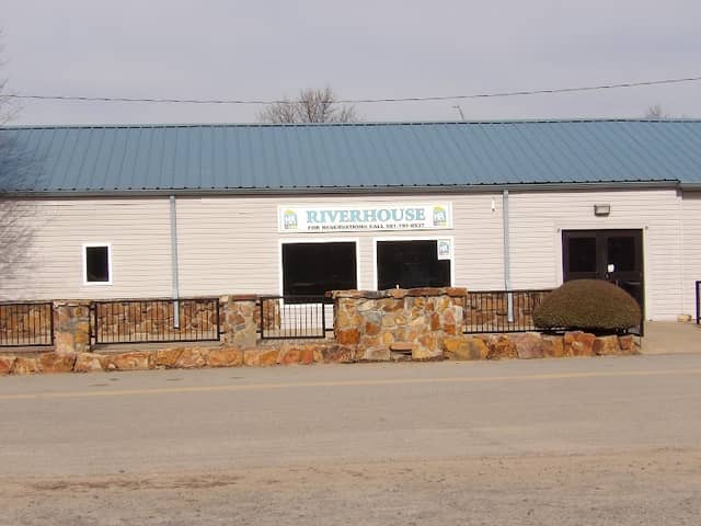 Riverhouse - Image 1