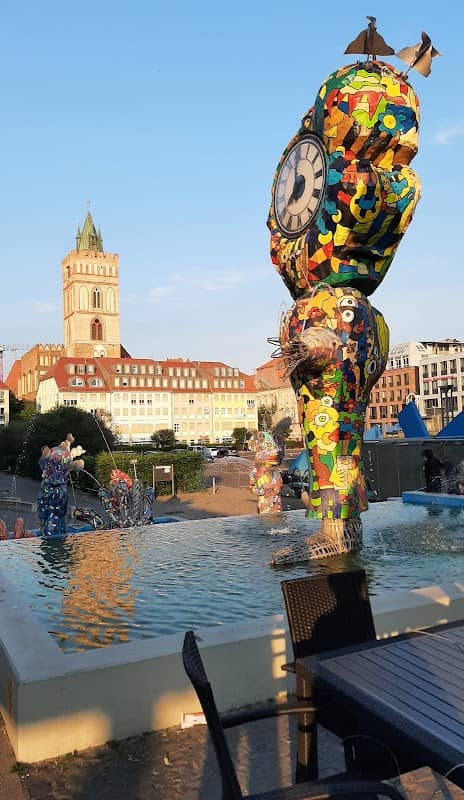 Comic Fountain - Image 2