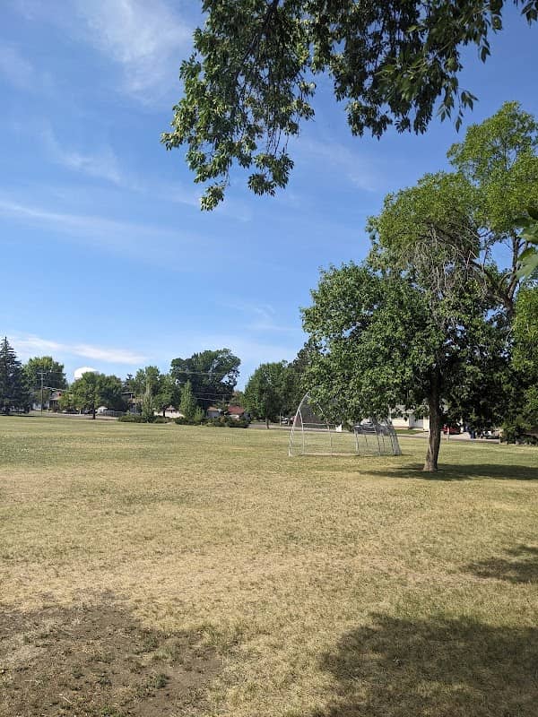 Pinski Park - Image 1