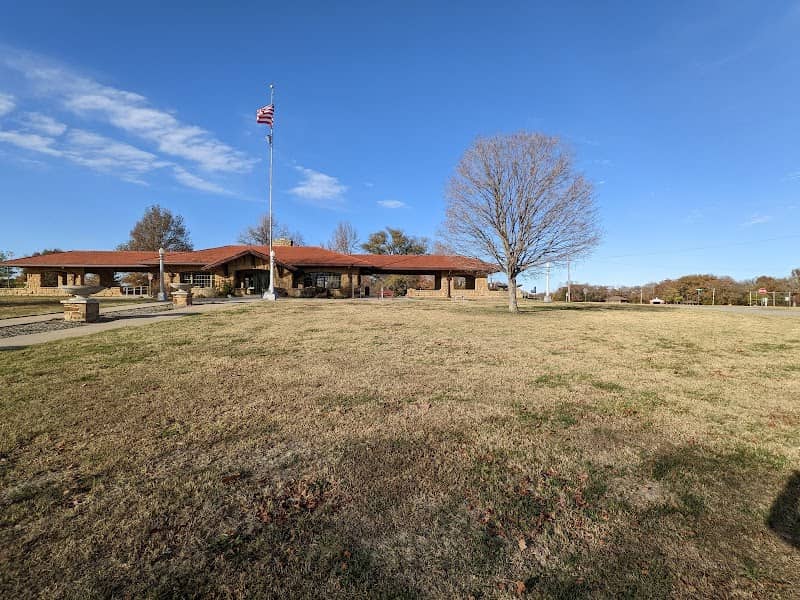 Stich Shelter House - Image 1