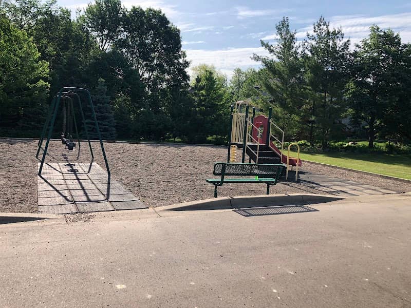 Hamilton Hills Park - Image 1
